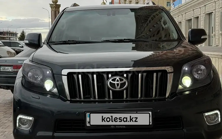 Toyota Land Cruiser Prado 2013 года за 17 400 000 тг. в Актау