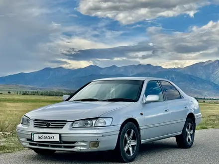 Toyota Camry Gracia 1998 года за 3 000 000 тг. в Алматы – фото 2