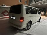 Volkswagen Transporter 2005 года за 5 000 000 тг. в Алматы – фото 3