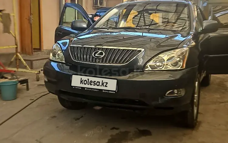 Lexus RX 330 2004 годаfor6 000 000 тг. в Алматы