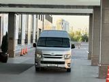Toyota Hiace 2014 года за 13 150 000 тг. в Астана