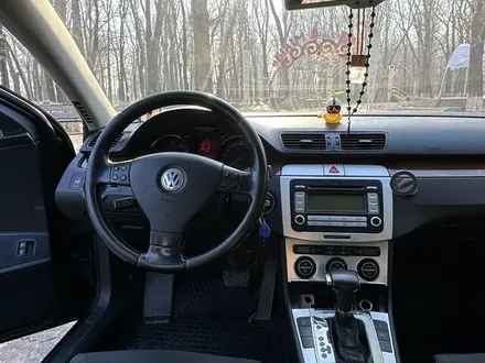 Volkswagen Passat 2008 года за 4 200 000 тг. в Тараз – фото 15