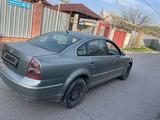 Volkswagen Passat 2002 года за 1 600 000 тг. в Алматы – фото 5