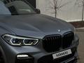 BMW X5 2020 года за 38 000 000 тг. в Астана – фото 2