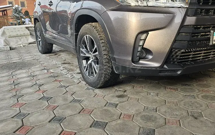 Toyota Highlander 2019 года за 20 800 000 тг. в Алматы