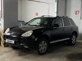 Porsche Cayenne 2005 года за 5 500 000 тг. в Астана