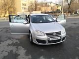 Volkswagen Jetta 2006 года за 2 800 000 тг. в Алматы – фото 2