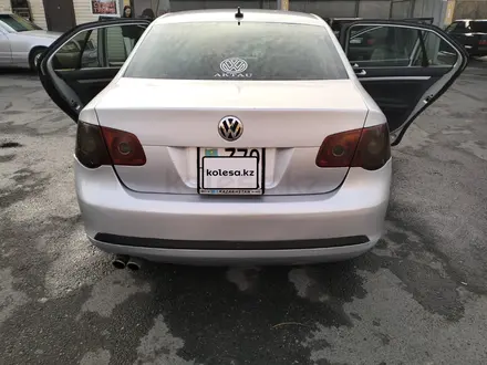 Volkswagen Jetta 2006 года за 2 800 000 тг. в Алматы