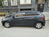 Hyundai i20 2023 года за 6 200 000 тг. в Актау – фото 2
