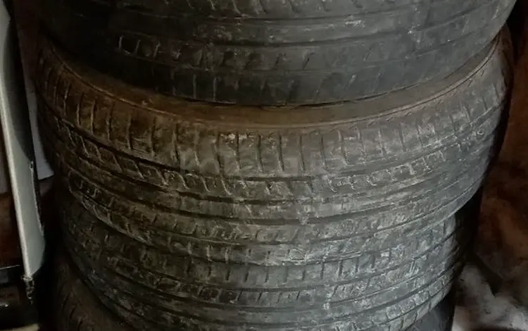 Шины летние NEXEN 215/65R15 за 5 500 тг. в Риддер