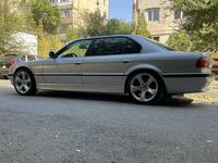 BMW 735 2001 годаүшін6 000 000 тг. в Шымкент