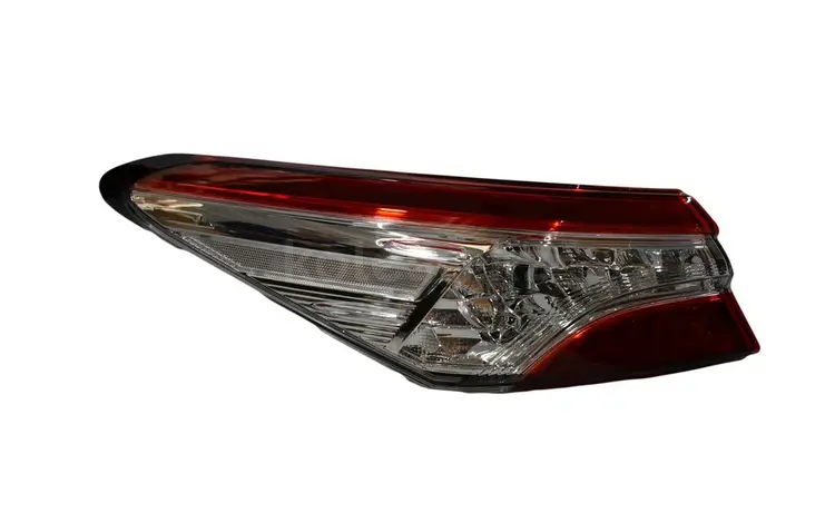 Фонарь (наружный Led) левый Camry 70үшін33 500 тг. в Алматы