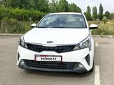 Kia Rio 2021 года за 8 000 000 тг. в Астана