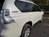 Toyota Land Cruiser Prado 2012 года за 15 650 000 тг. в Астана – фото 2