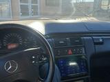 Mercedes-Benz E 320 2001 годаfor4 000 000 тг. в Актау – фото 3