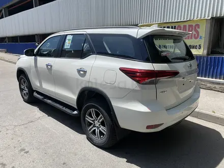 Toyota Fortuner 2022 года за 23 100 000 тг. в Алматы – фото 4