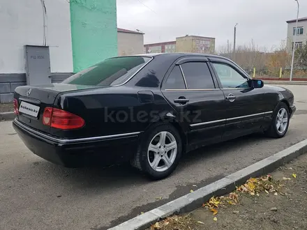 Mercedes-Benz E 280 1997 года за 2 100 000 тг. в Жезказган – фото 3