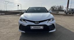Toyota Camry 2021 года за 14 000 000 тг. в Уральск – фото 5