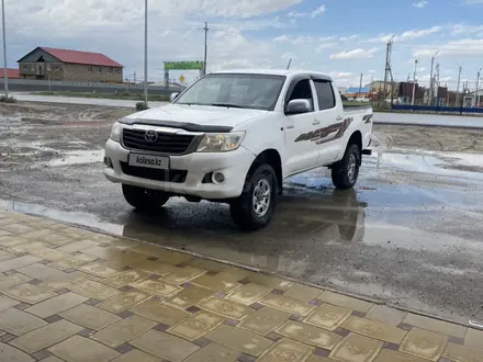 Toyota Hilux 2013 года за 6 500 000 тг. в Атырау – фото 2