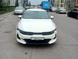 Kia K5 2023 года за 14 200 000 тг. в Алматы