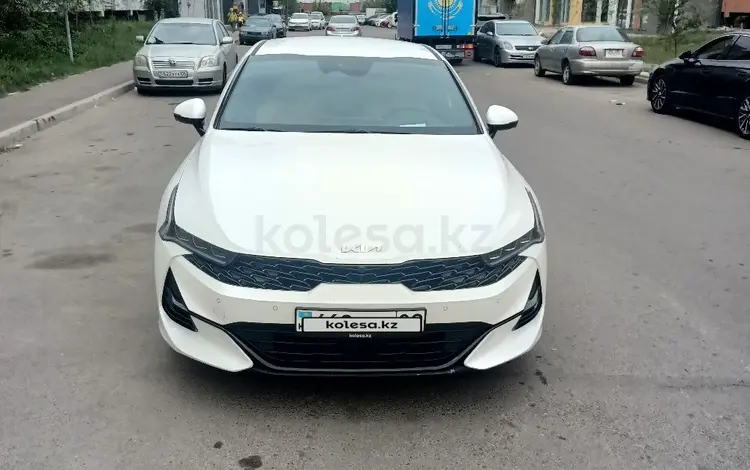 Kia K5 2023 года за 14 200 000 тг. в Алматы