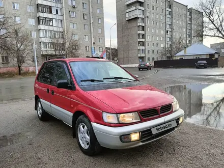 Mitsubishi Space Runner 1995 года за 1 950 000 тг. в Семей – фото 2