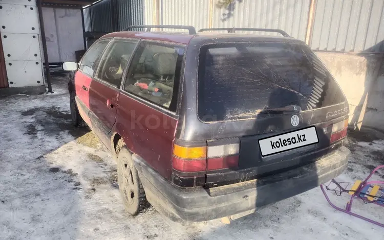 Volkswagen Passat 1991 годаfor680 000 тг. в Щучинск