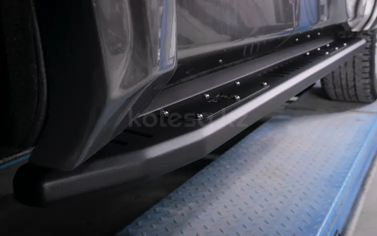 Пороги BMS Travel для Ниссан Патрол Y62 2015-2018 (2 шт.) за 301 000 тг. в Алматы