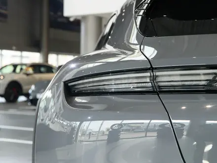 Porsche Taycan 4S Cross Turismo 2025 года за 89 200 000 тг. в Алматы – фото 6
