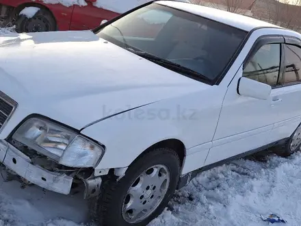 Mercedes-Benz C 180 1996 года за 1 200 000 тг. в Караганда – фото 2