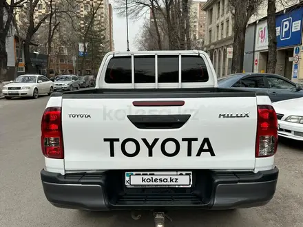 Toyota Hilux 2019 года за 15 000 000 тг. в Алматы – фото 2