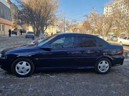 Opel Vectra 1997 года за 2 200 000 тг. в Шымкент – фото 4