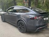 Tesla Model X 2022 года за 27 777 000 тг. в Алматы – фото 2