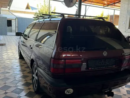 Volkswagen Passat 1995 года за 3 300 000 тг. в Шымкент – фото 8