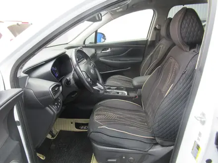 Hyundai Santa Fe 2019 года за 9 583 000 тг. в Актобе – фото 7