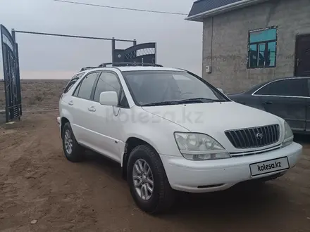 Lexus RX 300 2001 года за 4 200 000 тг. в Айтеке би – фото 2