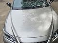 Lexus ES 300h 2020 года за 18 500 000 тг. в Алматы – фото 11