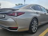 Lexus ES 300h 2020 года за 18 000 000 тг. в Алматы – фото 5