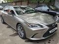 Lexus ES 300h 2020 года за 18 500 000 тг. в Алматы – фото 8