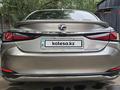 Lexus ES 300h 2020 года за 18 500 000 тг. в Алматы – фото 9
