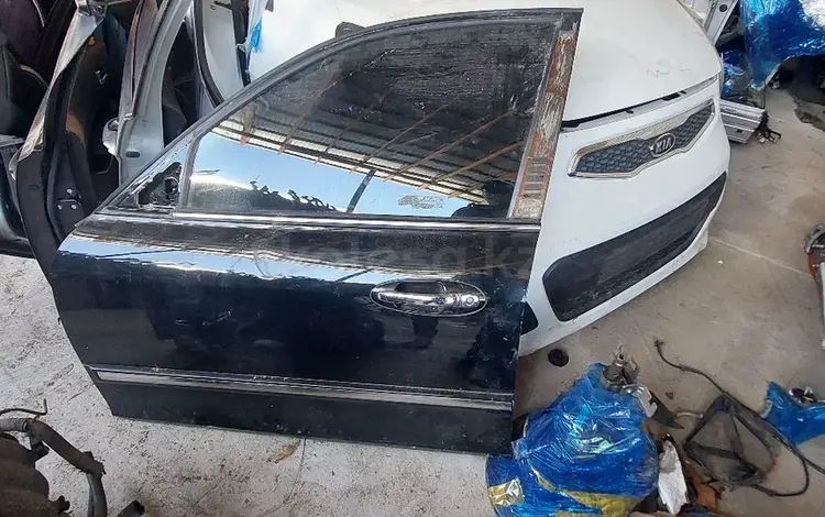 Двери на Hyundai Sonata 5 за 50 000 тг. в Шымкент