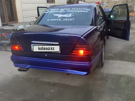 Mercedes-Benz E 220 1995 года за 2 300 000 тг. в Сарыагаш – фото 14