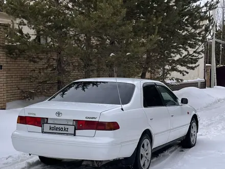 Toyota Camry 2000 года за 2 600 000 тг. в Караганда – фото 16