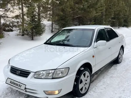 Toyota Camry 2000 года за 2 600 000 тг. в Караганда – фото 3