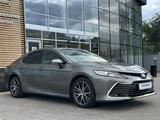 Toyota Camry 2023 года за 16 000 000 тг. в Костанай – фото 3