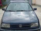 Volkswagen Vento 1992 года за 800 000 тг. в Тараз