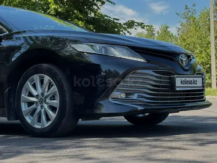 Toyota Camry 2020 года за 14 000 000 тг. в Костанай – фото 5