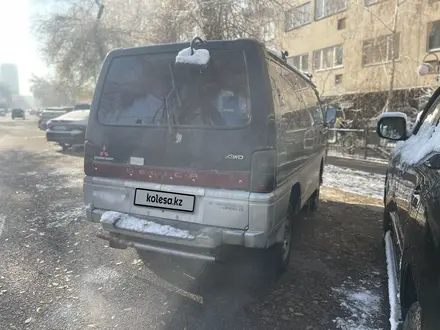 Mitsubishi Delica 1992 года за 1 350 000 тг. в Алматы – фото 2