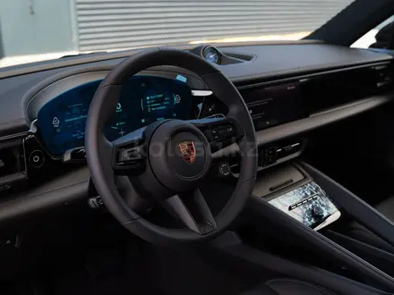Porsche Macan 2025 года за 66 035 750 тг. в Астана – фото 9