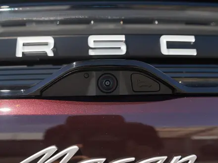 Porsche Macan 2025 года за 66 035 750 тг. в Астана – фото 32